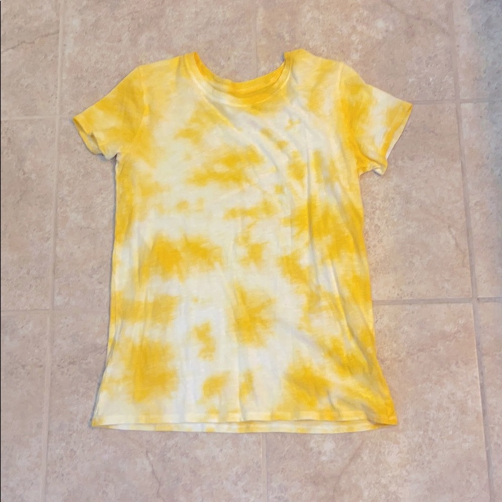Yellow tie-die t-shirt